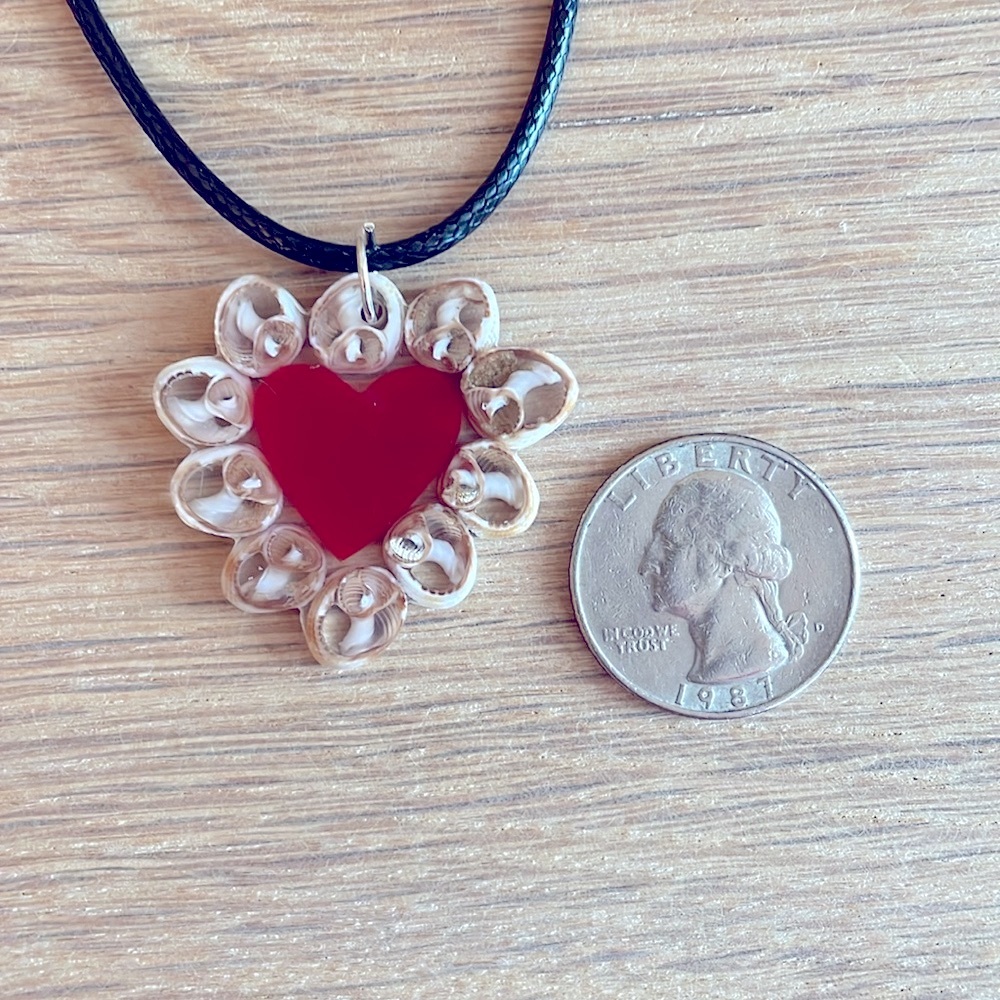 HAND CRAFTED PENDANT CORD NECKLACE SEASHELL HEART CHOKER BOHO CHARM MEDALLION - Picture 7 of 11